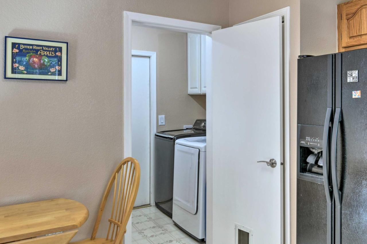 Villa Pet Friendly Anchorage Retreat with Deck&Yard Exterior foto