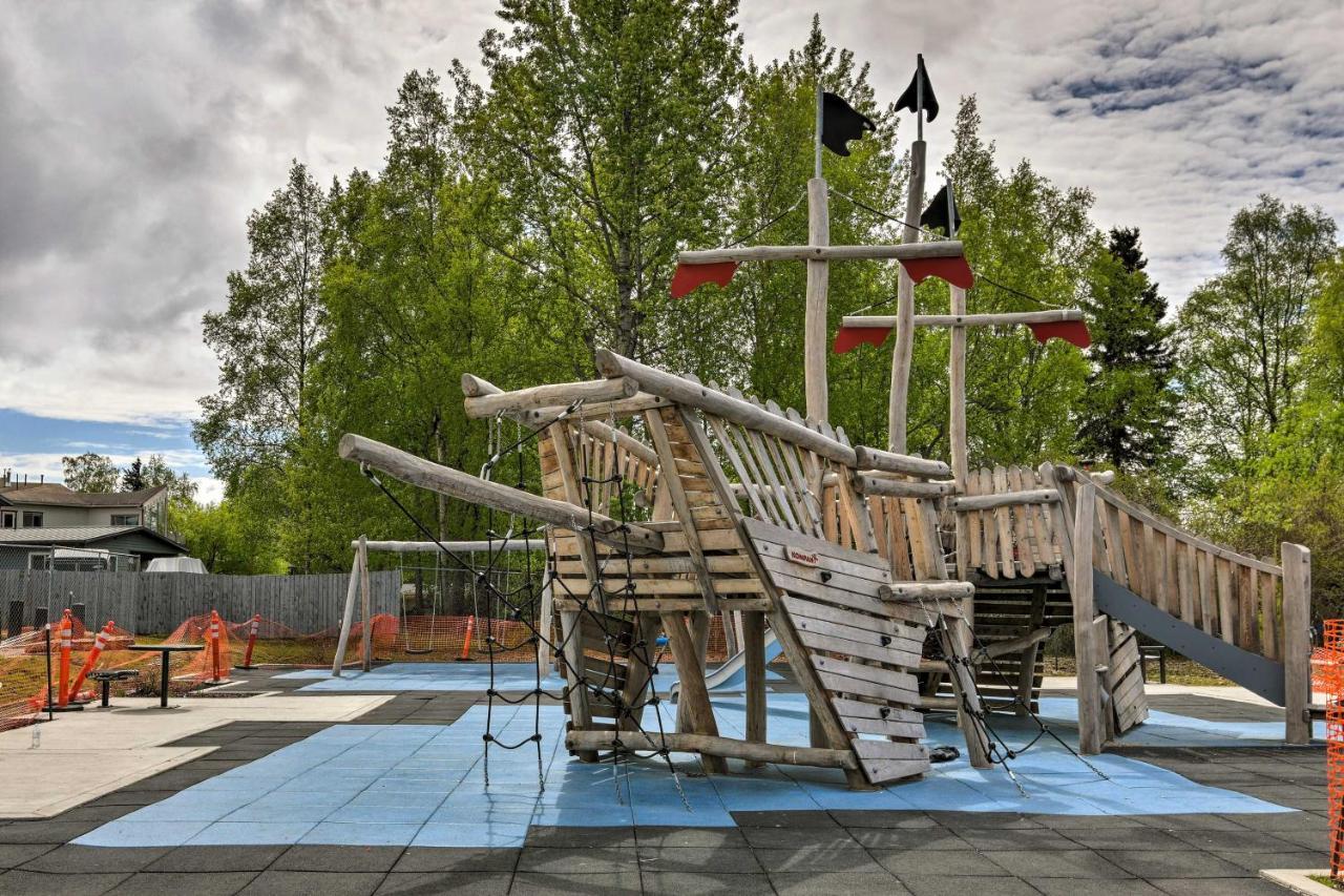 Villa Pet Friendly Anchorage Retreat with Deck&Yard Exterior foto