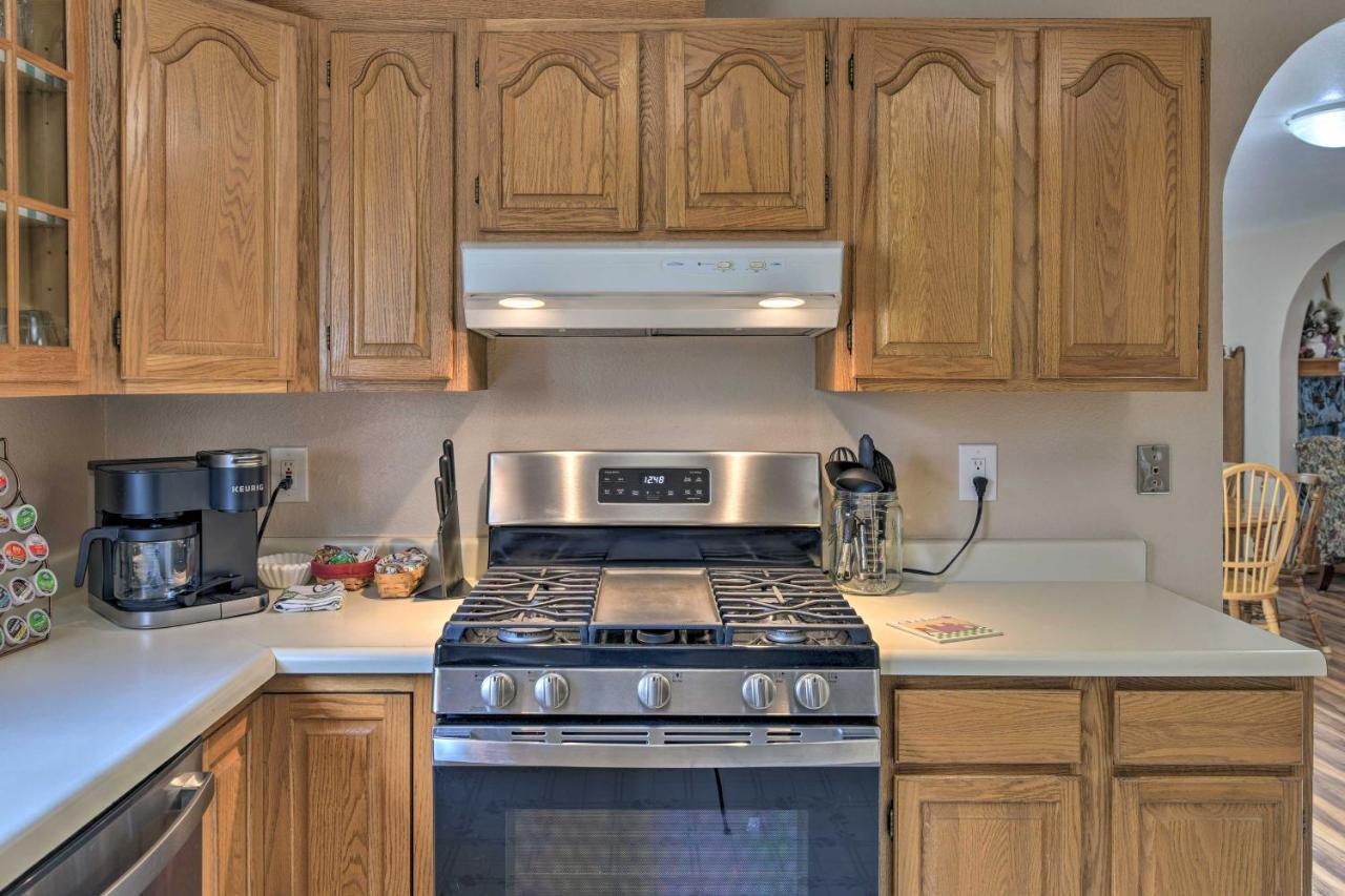 Villa Pet Friendly Anchorage Retreat with Deck&Yard Exterior foto