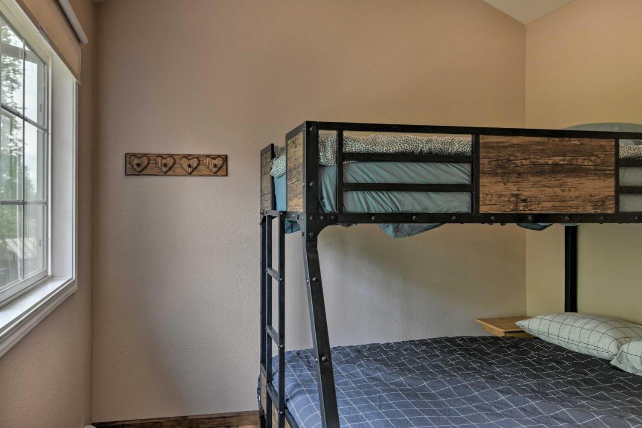 Villa Pet Friendly Anchorage Retreat with Deck&Yard Exterior foto
